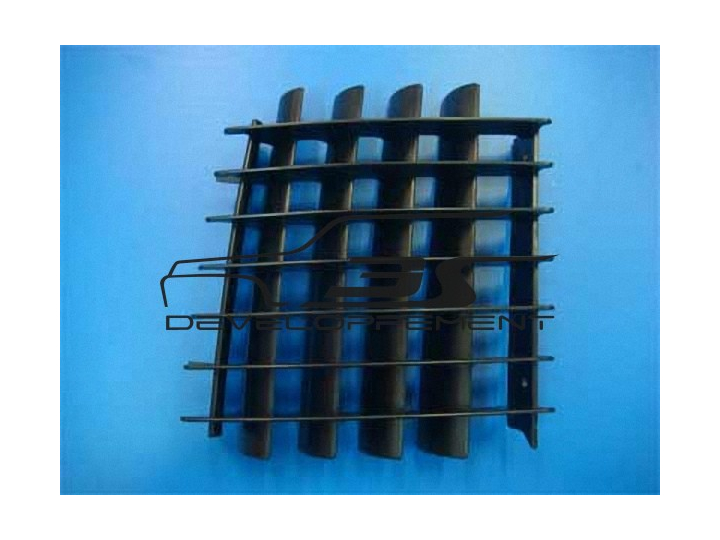 Grille aile AR inf G.