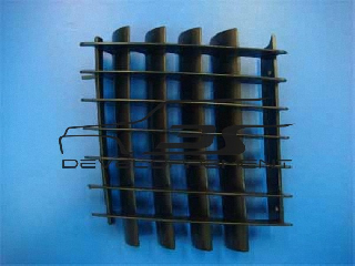 Grille aile AR inf D.