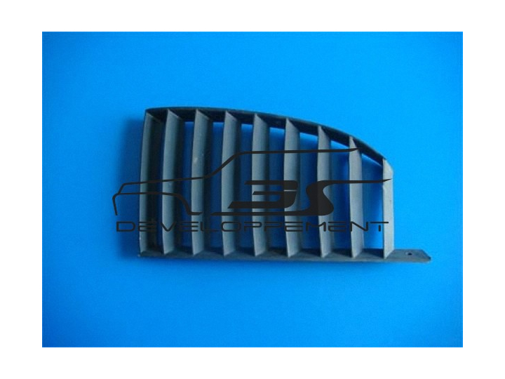 Grille arrière aile arrière D