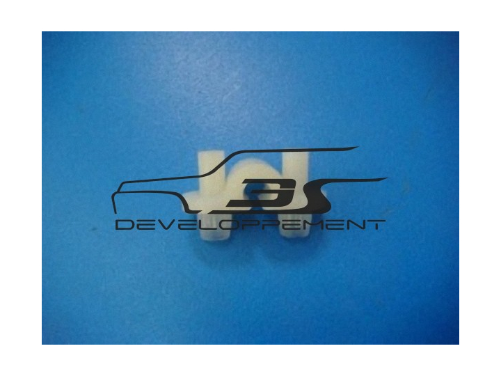 Agrafe de charnière de béquille de capot moteur