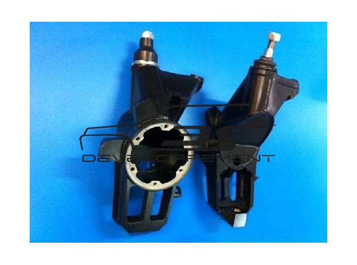 Porte moyeu AVANT mécano soudés MAXI 5 (la paire)