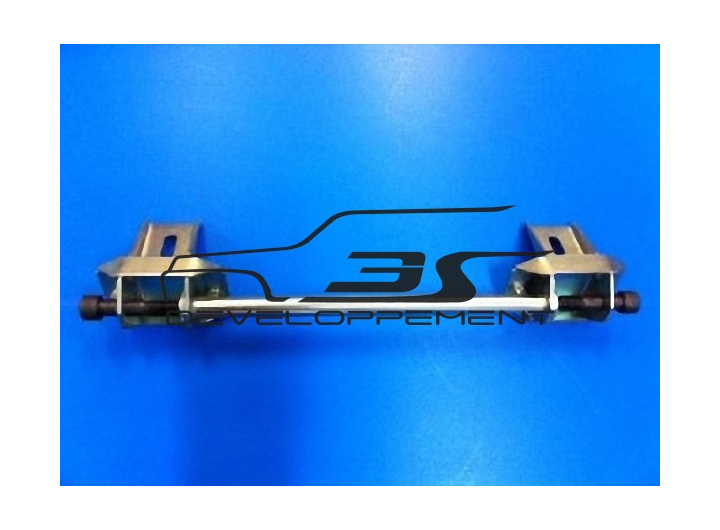 Chape de fixation du triangle inférieur AR MAXI 5 (la paire)