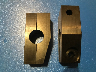 Bride de barre stabilisatrice AV (La paire)