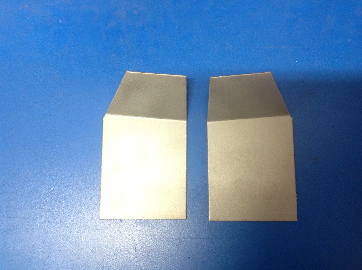 Renfort liaison longerons avant-plancher