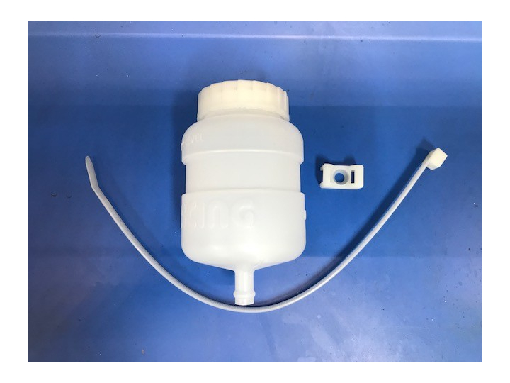 Bocal de liquide de frein  1 sortie