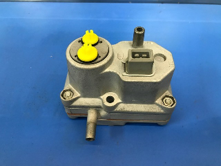 Révision Régulateur d’essence (FOURNI PAR LE CLIENT)