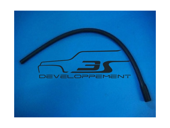 Durite entre goulotte à essence et T