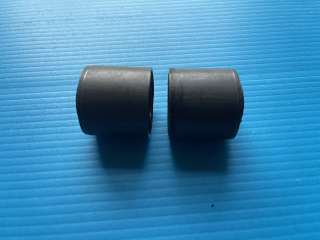 Silentbloc porte moyeu supérieur origine AR