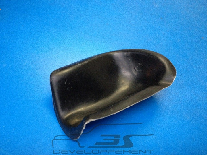 Cache émetteur embrayage