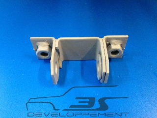 Chape fixation triangle origine