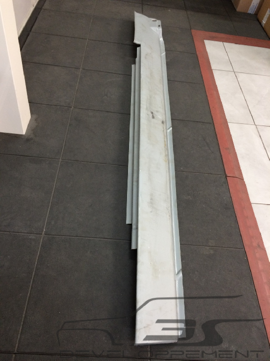 Bas de caisse gauche