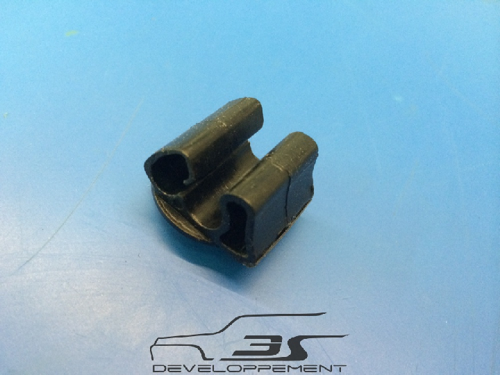 Agrafe plage arrière amovible