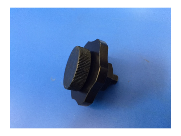 Clé de fermeture de capot moteur R5 turbo 1