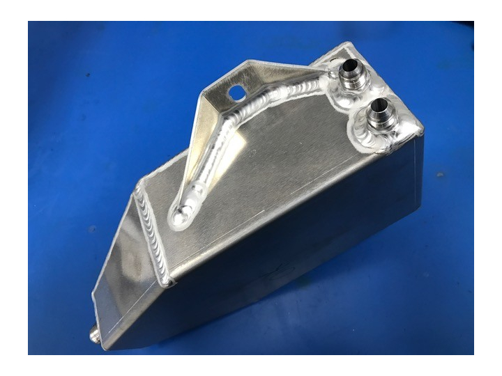 Réservoir tampon essence Tour de Corse