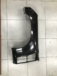 Aile arrière Droite