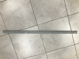 Equerre de fixation bas de caisse Droite