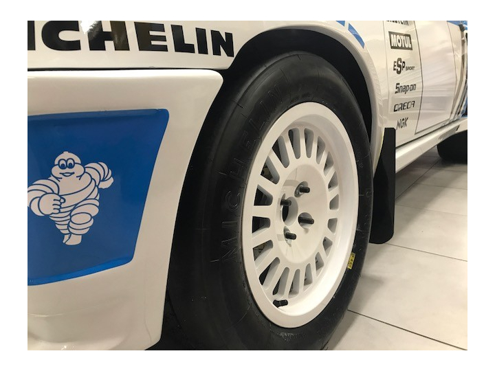 Bavette noir ep 3mm (paire)