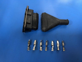 Connecteur étanche 6 broches