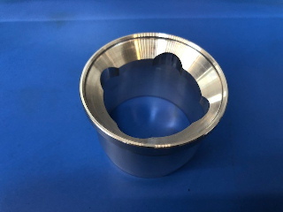 Goulotte alu pour bouchon aero 300 6 trous ALU 57/50