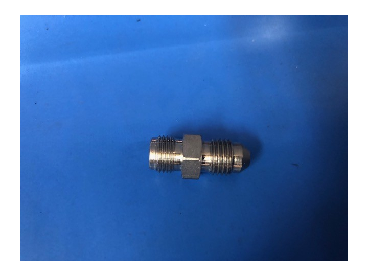 Raccord M/M 12x10/DH4