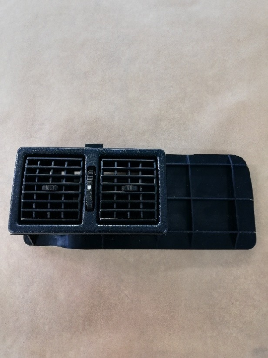 Grille centrale Tableau de bord T1