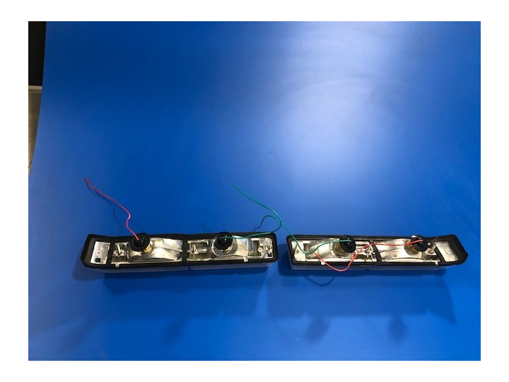 Cabochon clignotant pare choc AV GAUCHE