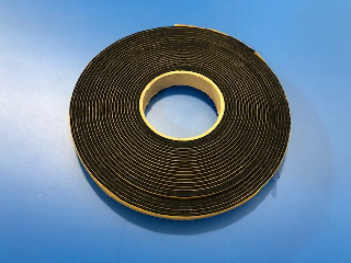 Joint trappe de visite  (le mètre)