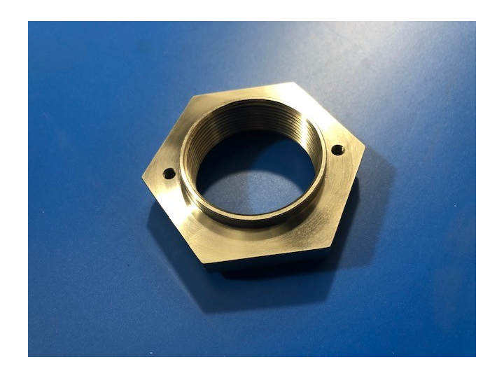 Ecrou moyeu Avant R5 turbo