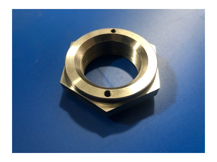 Ecrou moyeu Avant R5 turbo