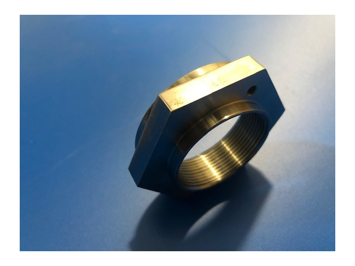 Ecrou moyeu Avant R5 turbo