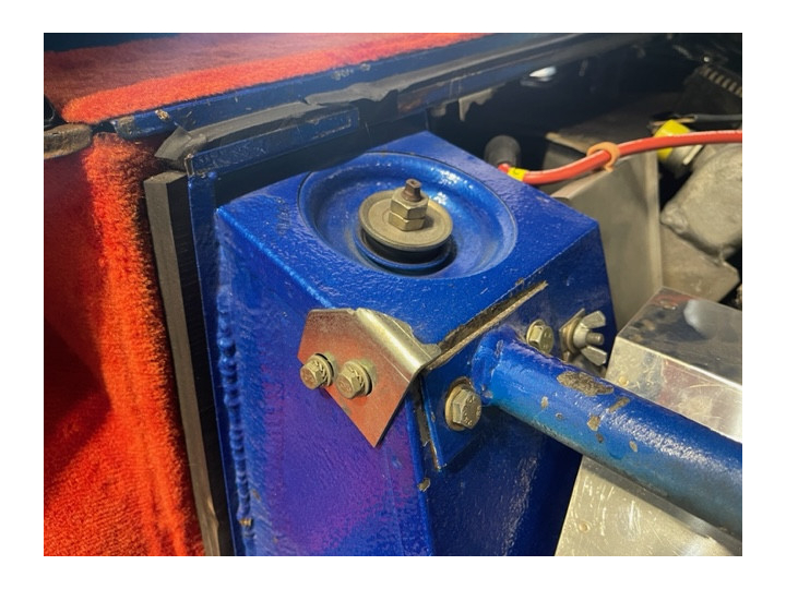 Réceptacle Verrouillage de capot moteur R5 Turbo-1