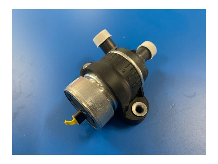 Pompe à eau électrique refroidissement échangeur