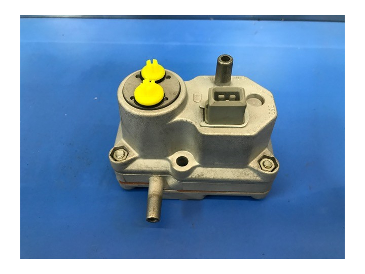 Révision Régulateur d’essence (FOURNI PAR LE CLIENT)